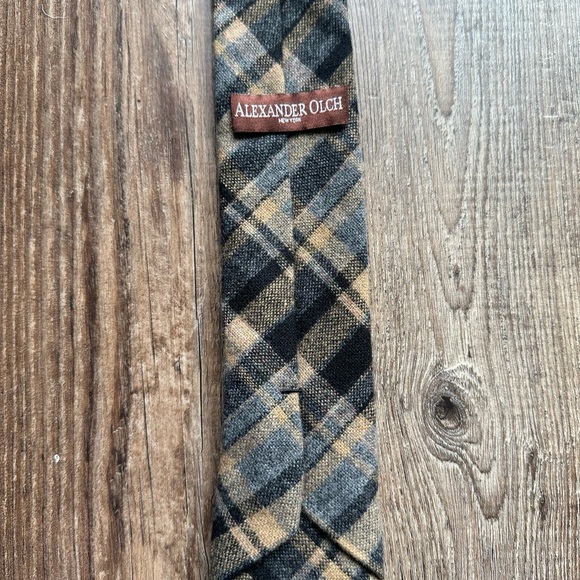 11 Tie Collection - 9  Brands - Picture 12 of 13